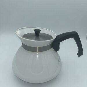 Vintage Corning Ware 6 Cup Teapot P104 Plain White w Lid Grannycore